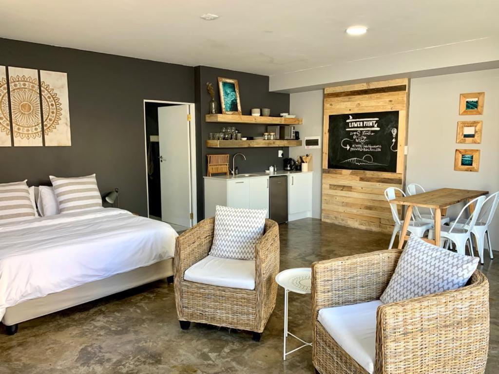 Lower Point Surf Studio 2 Jeffreys Bay Exterior foto